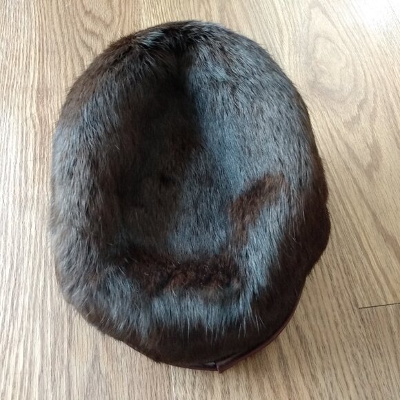 Vintage Fur Hat with Satin Band, Faux Pearl Accent and Union Label - Picture 7 of 15